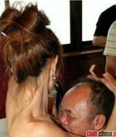 Thực hư tiệc thác loạn uống sữa người ở Trung Quốc