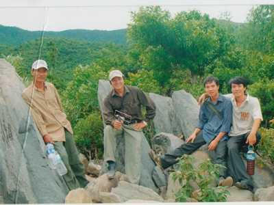  Vui mừng từ dòng nước đầu tiên tuôn lên từ lòng đất