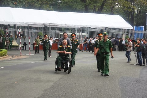 viếng Đại tướng Võ Nguyên Giáp, Hội trường Thống nhất, TP.HCM