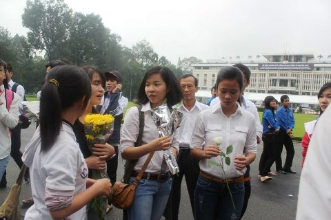 viếng Đại tướng Võ Nguyên Giáp, Hội trường Thống nhất, TP.HCM