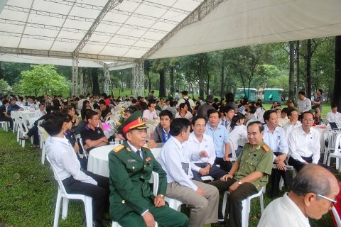 viếng Đại tướng Võ Nguyên Giáp, Hội trường Thống nhất, TP.HCM