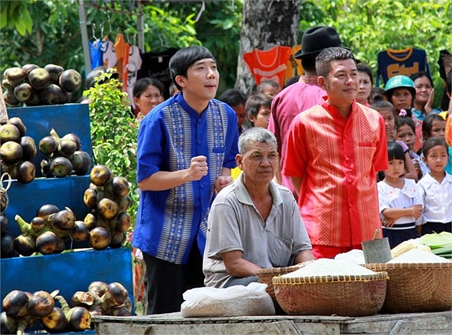 Tham gia vào một bộ phim Tết 2014, Trấn Thành được xây dựng tạo hình 'quê một cục'.