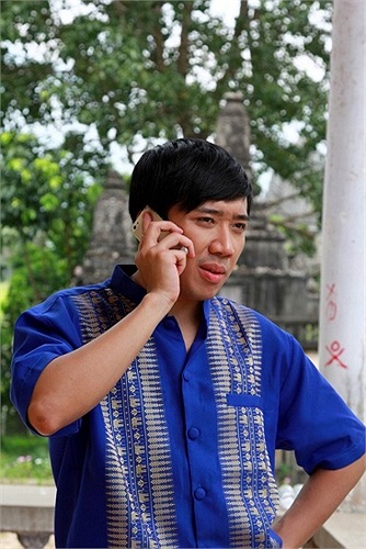 Không chỉ phiêu bạt ở vùng sông nước và đồi núi, Hai Lúa còn… đi lạc qua tận đất nước Campuchia. 