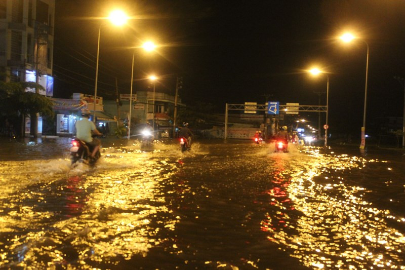 TP.HCM, triều cường, báo động III, sông Sài Gòn, trạm Phú An