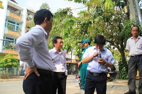 TP.HCM< hố đen, khai quật, khảo sát, phong tỏa, khám nghiệm, phun ra lửa