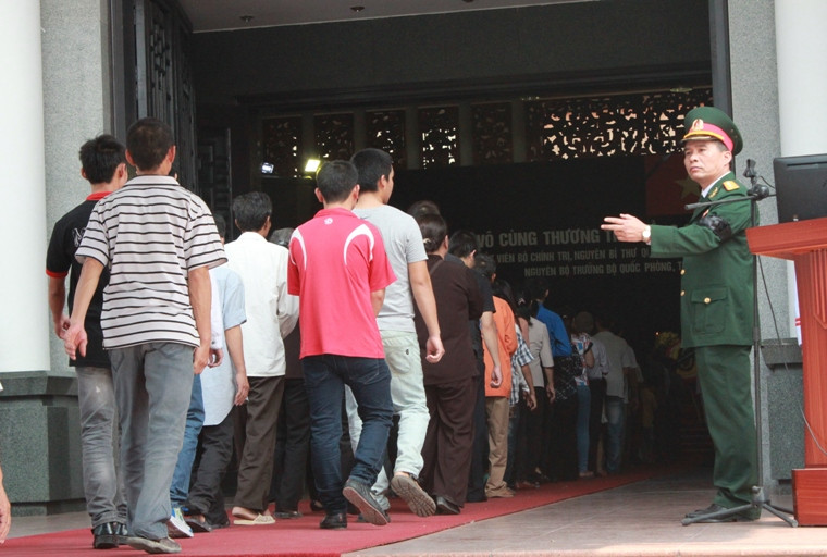 Tường thuật lễ viếng Đại tướng khắp mọi miền Tổ quốc