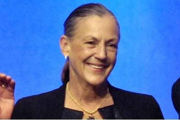 12. Alice Walton Giá trị tài sản ròng: 33,5 tỷ USD Thay đổi giá trị tài sản ròng từ đầu năm: +9,8% Nguồn gốc tài sản: Wal-Mart Công dân nước: Mỹ Nguồn ảnh: AP 