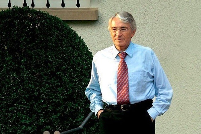 22. Dieter Schwarz Giá trị tài sản ròng: 25,6 tỷ USD Thay đổi giá trị tài sản ròng từ đầu năm: +23,2% Nguồn gốc tài sản: Lidl Công dân nước: Đức Nguồn ảnh: 60pages 