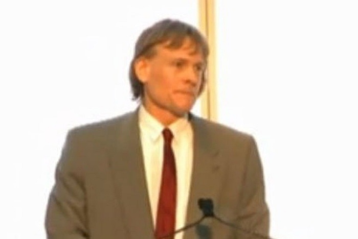 21. David Thomson Giá trị tài sản ròng: 25,7 tỷ USD Thay đổi giá trị tài sản ròng từ đầu năm: +12,1% Nguồn gốc tài sản: Thomson Reuters Công dân nước: Canada Nguồn ảnh: Business Insider 