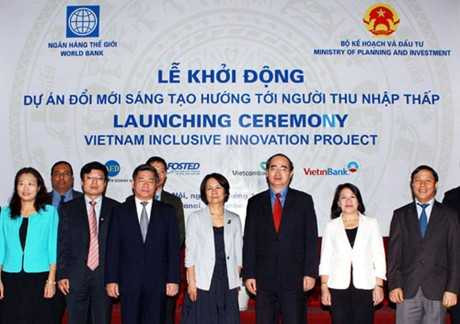 Khởi động Dự án đổi mới sáng tạo hướng tới người thu nhập thấp. Ảnh VGP/Từ Lương