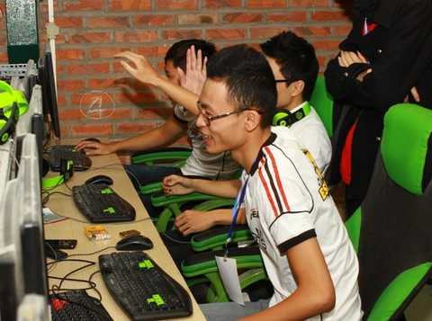 VEC Hà Nội: Màn cân não dai dẳng giữa Freedom và Doping