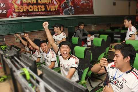 VEC Hà Nội: Màn cân não dai dẳng giữa Freedom và Doping