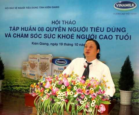 Vinamilk chăm sóc sức khoẻ người cao tuổi Kiên Giang