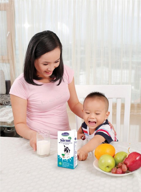 Vitamin D cùng mẹ bảo vệ con yêu