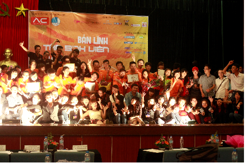 Bản lĩnh Tân sinh viên