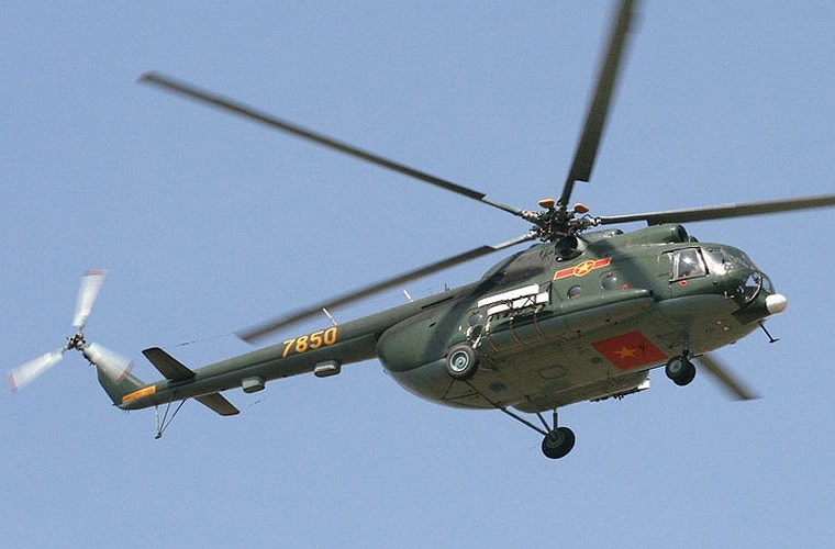 Lực lượng trực thăng của không quân ta có sự phục vụ của 2 huyền thoại Liên Xô gồm: trực thăng vận tải đa năng Mi-8 và trực thăng chiến đấu độc đáo Mi-24. Mi-8 được xem là một trong những trực thăng vận tải thành công nhất thế giới với hơn 17.000 chi