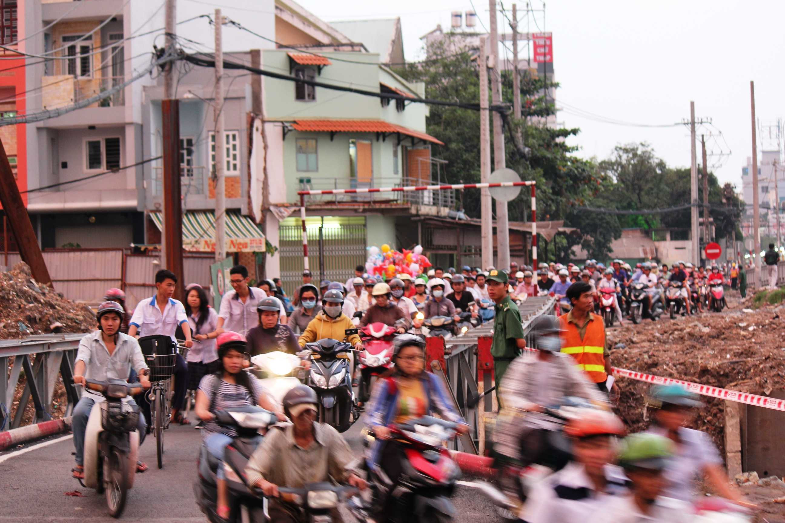 TP.HCM, xây cầu mới, cầu Bông, cầu Hậu Giang, kẹt xe, cầu tạm