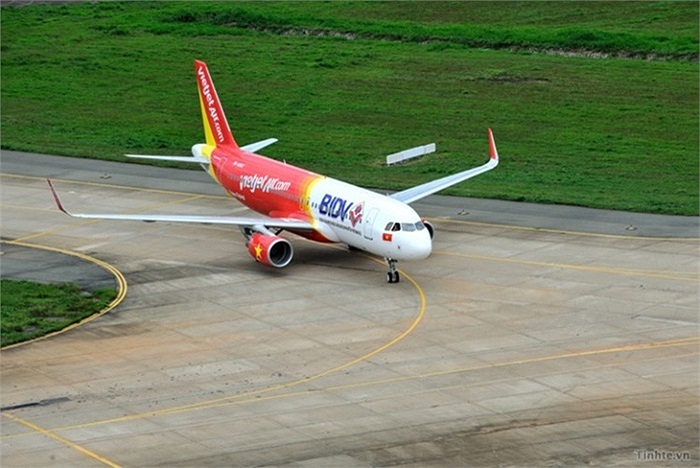  Trước đó, VietjetAir đã sở hữu A320 Sharklet đầu tiên hồi tháng 9/2013. 