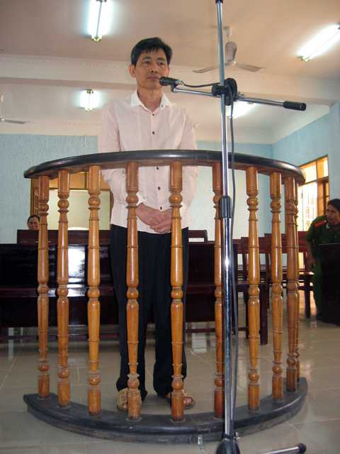 vứt xác, giết người, vũ sư, tình dục, giáo viên