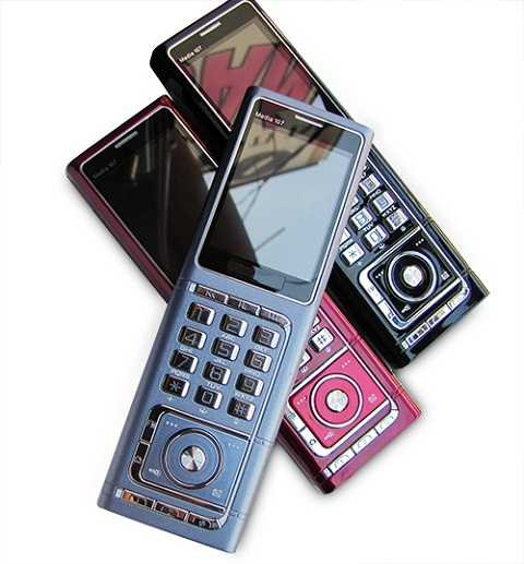 10 mẫu điện thoại độc đáo, pin khỏe Hot