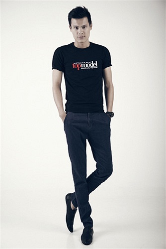 Nguyễn Quốc Minh Tòng. Năm sinh: 1991. Chiều cao: 1m87. Cân nặng: 68,5 kg. Chỉ số hình thể: 92 – 64 - 92. Nghề nghiệp: Trợ lý Stylist