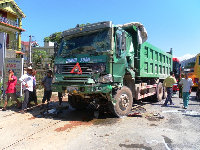 xe tải, xe khách, tai nạn liên hoàn