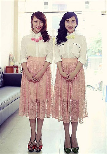 Cùng điểm lại những cặp đôi song sinh xinh đẹp, tài năng và học giỏi trong suốt thời gian vừa qua.Đặng Mai Nhi và Đặng Linh Nhi là cặp song sinh được nhắc đến rất nhiều trong thời gian gần đây.