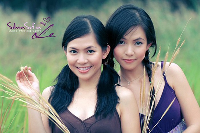 Mỹ Trang, Mỹ Trâm cặp MC song sinh duyên dáng. Tuy không nổi tiếng đình đám bằng các cặp song sinh khác nhưng cặp đôi Mỹ Trang, Mỹ Trâm lại ghi điểm cho mình nhờ khả năng ăn nói hoạt bát. 