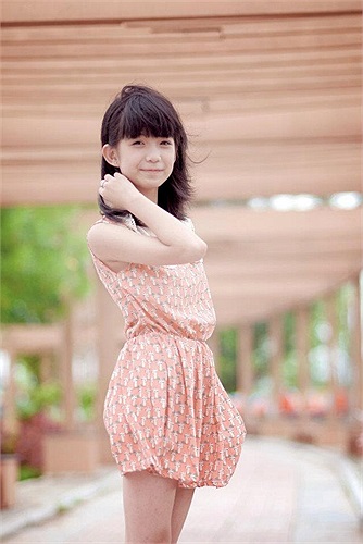 Sở hữu giọng hát ngọt ngào và những điệu nhảy sôi động, Mai Vy từng tham gia và đạt nhiều giải thưởng ca hát cho Phường, Quận, Thành phố tổ chức từ năm lớp 2, ngoài ra còn đạt giải về nhảy Erobic và thể dục dụng cụ.