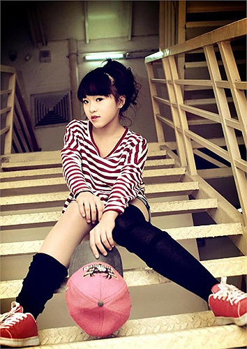 Cô bạn này còn là một vận động viên Dancesport đội tuyển Hà Nội