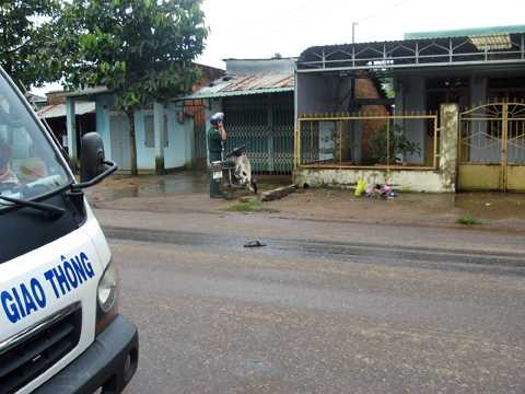 TNGT, xe khách, <a href='https://vtcnews.vn/oto-xe-may.31.0.html' >m<a href='https://vtcnews.vn/oto-xe-may.31.0.html' >ô tô</a></a>, tông, cấp cứu, nguy kịch