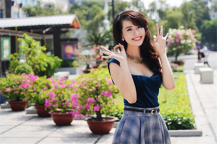 Cũng như bao bạn gái khác cùng lứa tuổi, Tuyết cũng rất trẻ trung và cá tính