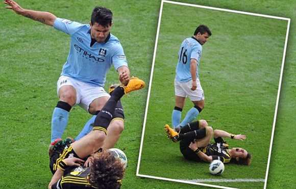 Aguero vào bóng triệt hạ