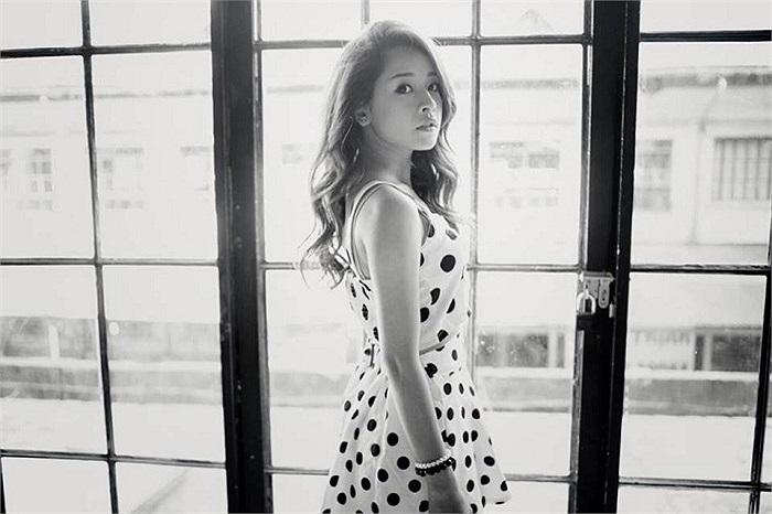 Chi Pu xinh đẹp trong từng bức hình thời trang.