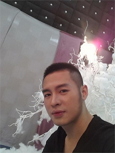 Hoàng Hải nam tính và điển trai.