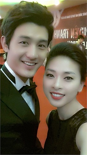 Người đẹp rất ấn tượng về vẻ chiều cao và vẻ đẹp trai của Lee Ki Woo.