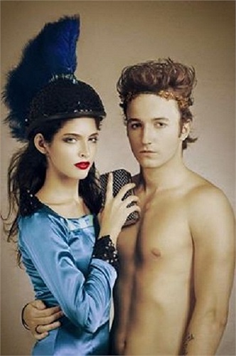 Andrea ấn tượng trong bức ảnh thời trang mới.