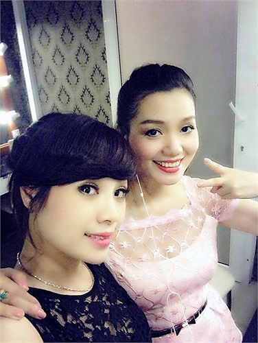 Ngọc Khuê, Ngọc Anh hội ngộ trong một chương trình.