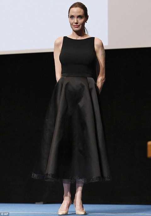 Angelina Jolie tại Nhật