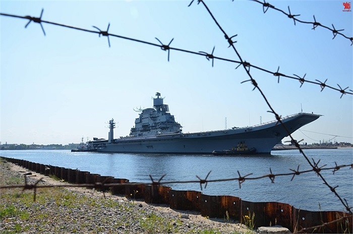 Tàu sân bay INS Vikramaditya sẽ được đưa vào phục vụ hải quân Ấn Độ vào năm 2013