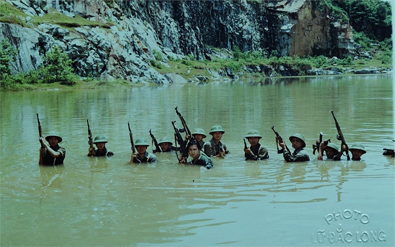 Và trong phim Nước mắt buồn vui