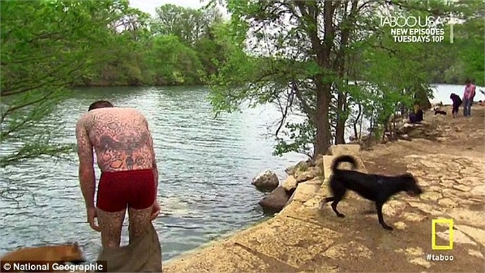 Larry muốn trở thành 'manimal', một dạng nửa người nửa thú