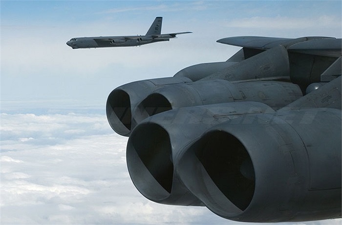 B-52 là loại máy bay ném bom có sức hủy diệt lớn và có khả năng tấn công hạt nhân