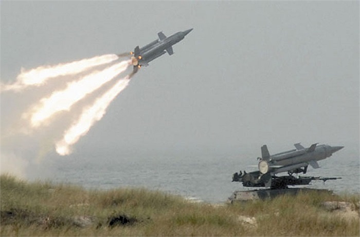 Đạn tên lửa của hệ thống 2K11 Krug đạt tầm bắn 55km, độ cao diệt mục tiêu 24,5km