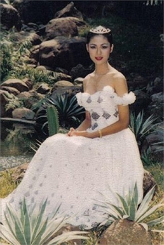 Hoa hậu Việt Nam 1994 Nguyễn Thu Thủy chia sẻ bức ảnh hiếm khi mới đăng quang.