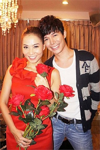 Thu Minh và Nathan Lee là đôi bạn thân thiết trong cuộc sống hàng ngày. Trong chương trifh Cặp đôi hoàn hảo, Nathan Lee hát rất nhiều ca khúc đã trở thành thương hiệu của Thu Minh.