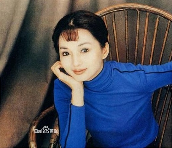 Tuy nhiên, vụ tai nạn giao thông ngày 1/1/2000 đã khiến cô ra đi vĩnh viễn.