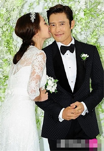 Và bà xã cũng đáp lại không ngại ngần