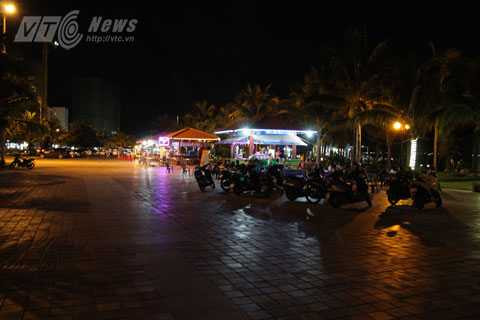 Đà Nẵng, công viên Biển Đông, du lịch, nhếch nhác, phản cảm