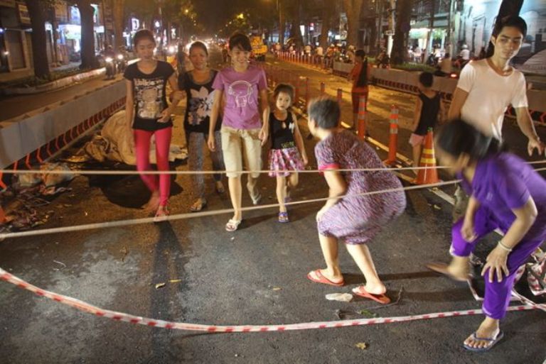 cầu vượt, sài gòn, phố đi bộ, thông xe